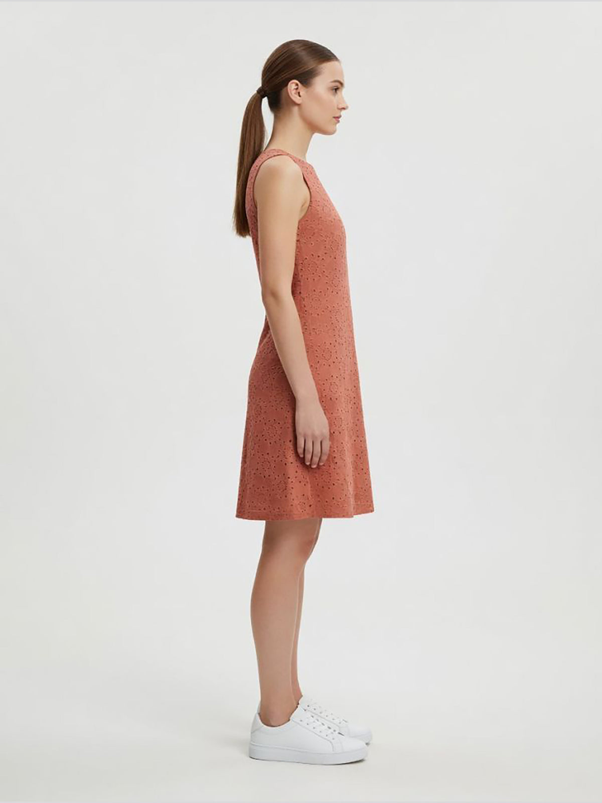 Γυναικείο φόρεμα κιπούρ VMTASSA LIV SL BOAT NECK SHORT DRESS JRS 10344371 | 10344371