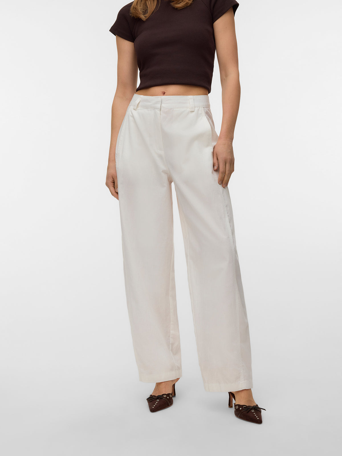 Γυναικείο παντελόνι VMSELMA HW BARREL PANTS WVN NOOS 10345666 | 10345666