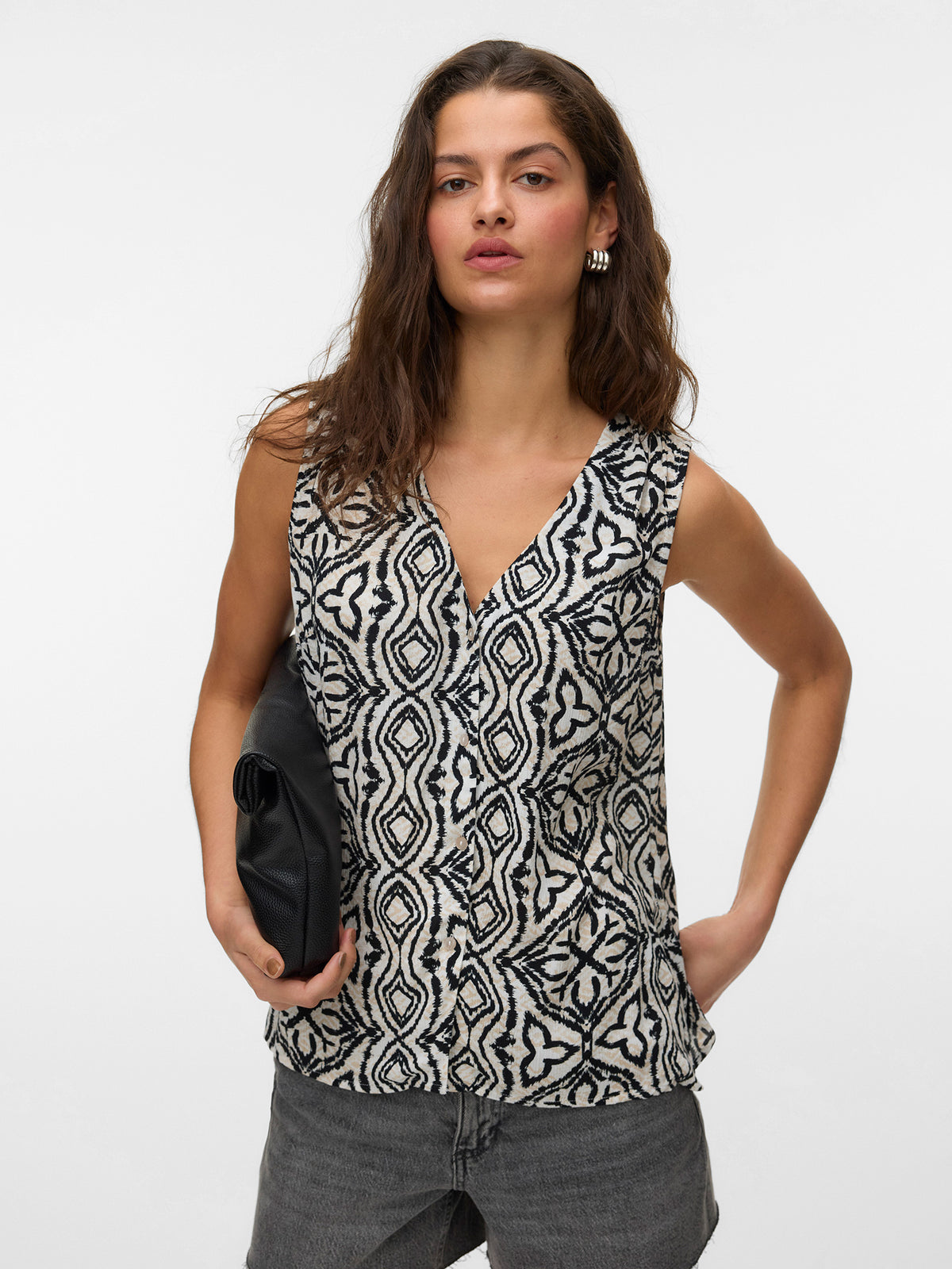 Γυναικεία μπλούζα εμπριμέ birch VMMENNY SL V-NECK TOP WVN 10341539 | 10341539