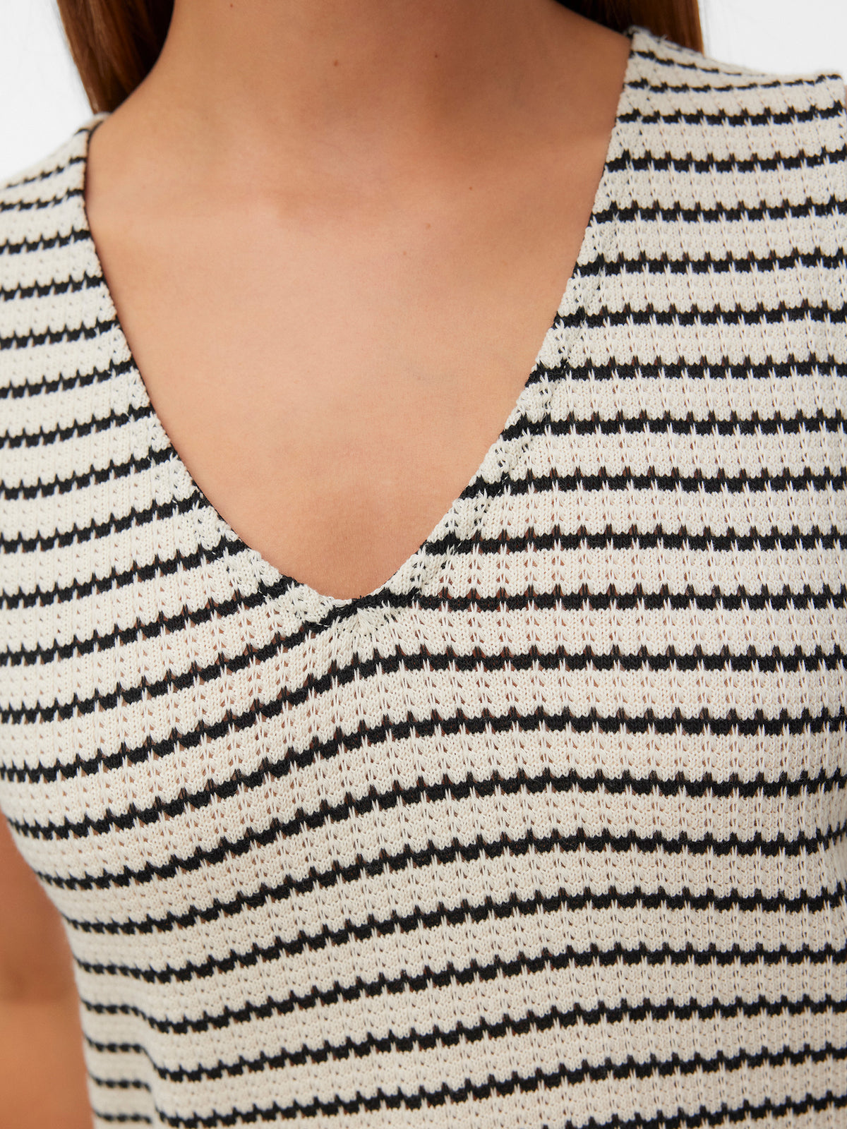 10257162-386_3.jpg