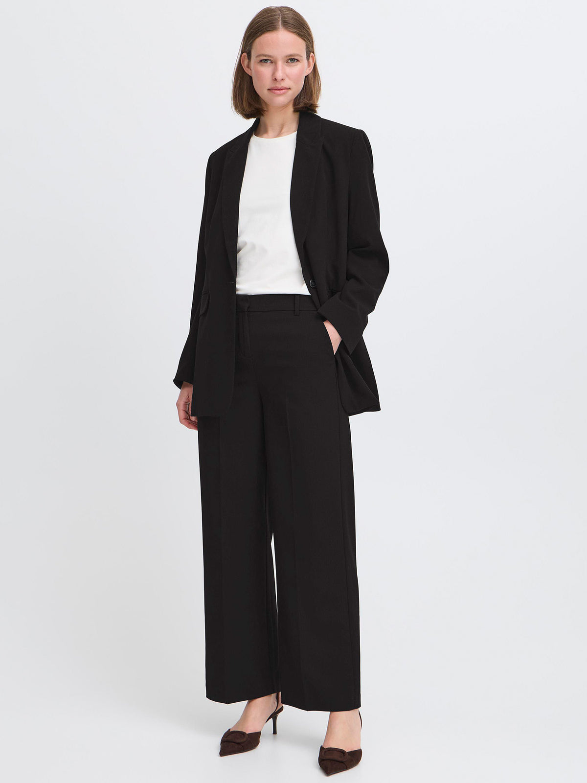 10256110-330_3.jpg