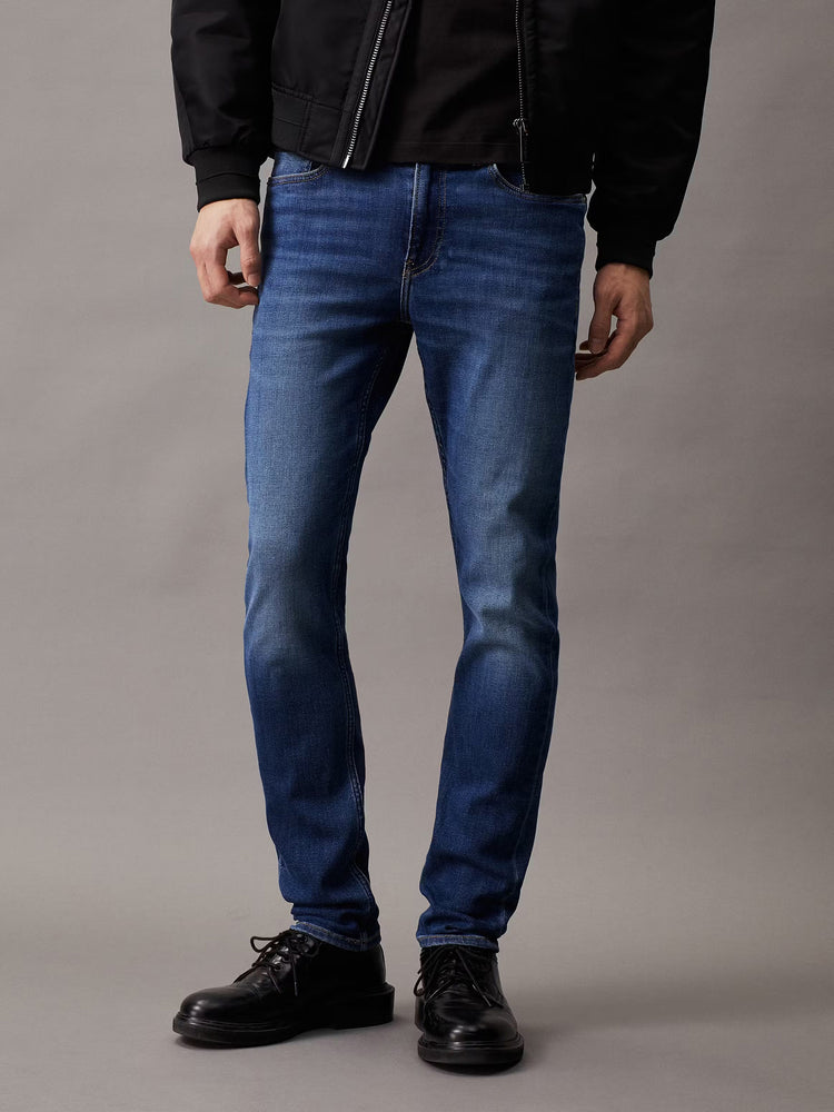 Ανδρικό παντελόνι τζιν SLIM TAPER J30J3236911BJ | J30J3236911BJ