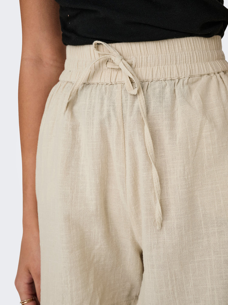 Γυναικείο σορτς ONLTIZANA STRING COTTON SHORTS WVN NOOS 15343637 | 15343637