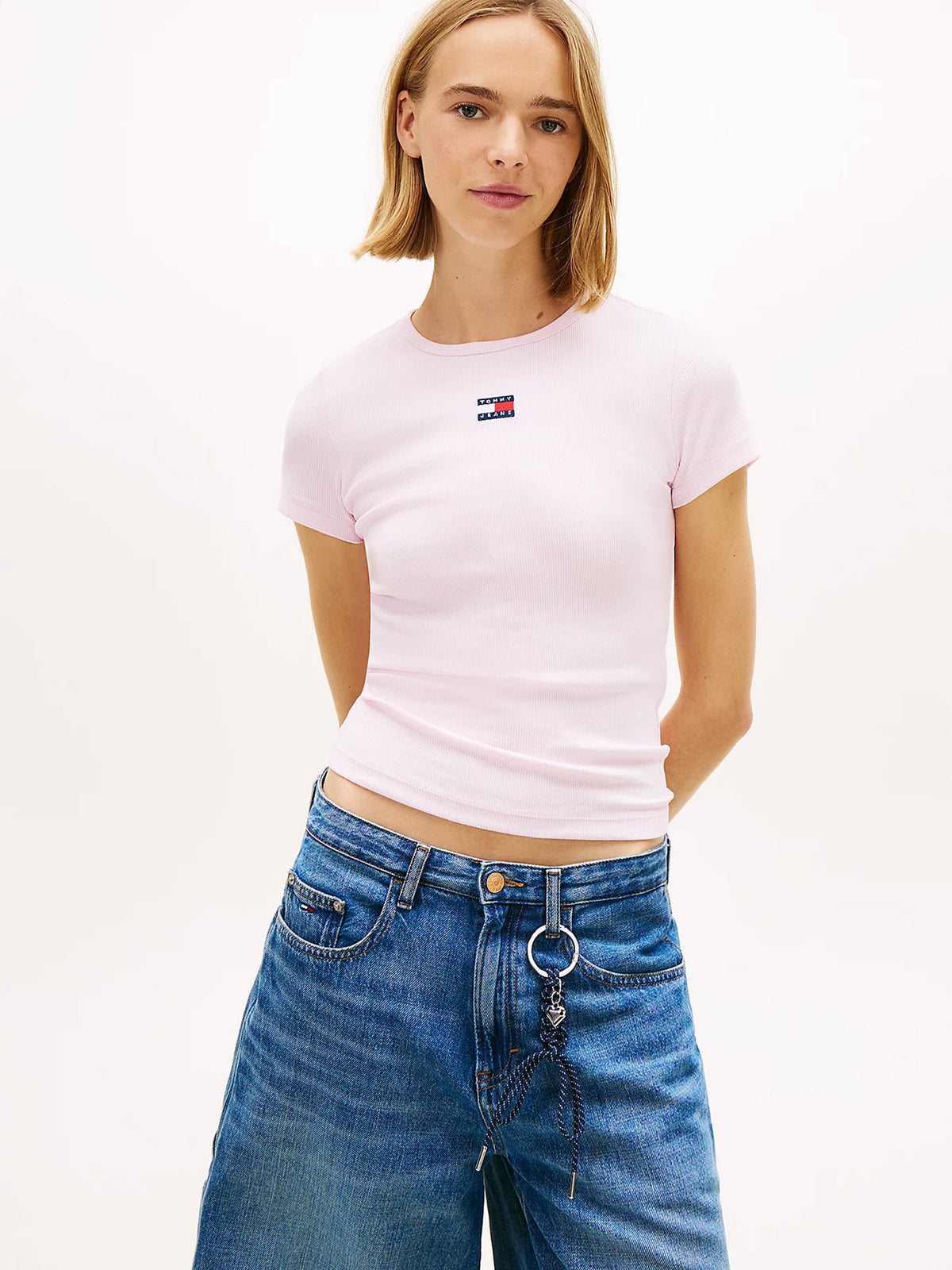 10257957-579_1.jpg